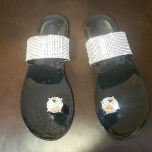 New Cute rhinestone top sandals size 7